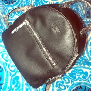 Guess leather back pack